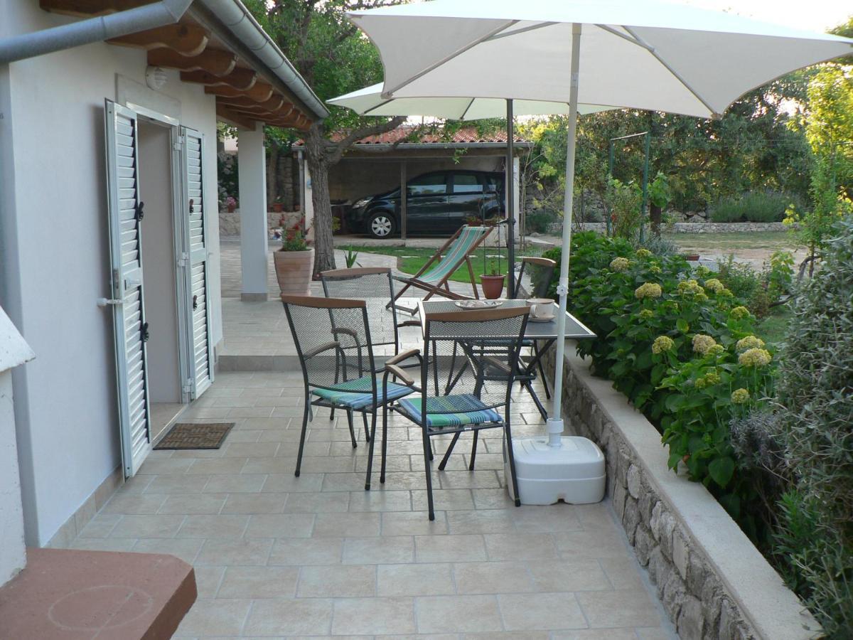 Apartments Gabri Mali Lošinj Exteriör bild